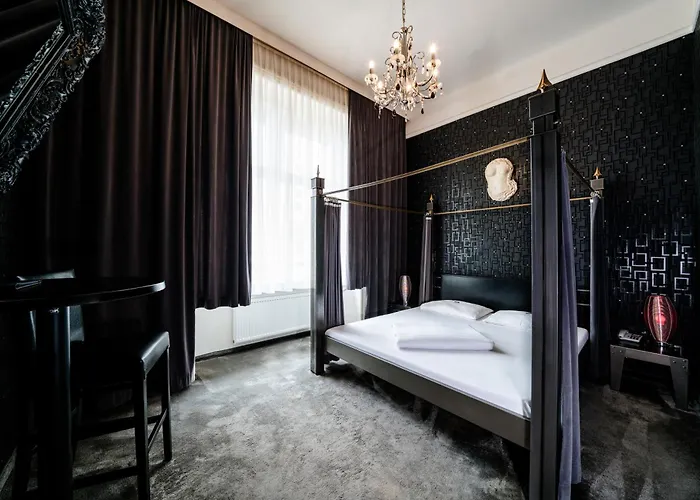 Hotel Goldene Spinne